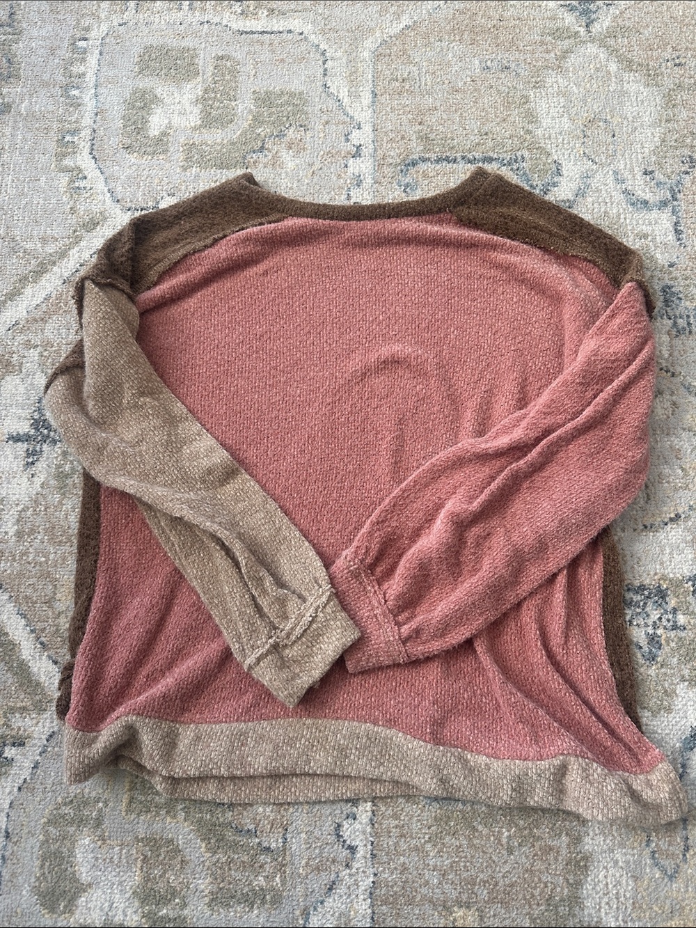 Blu Pepper Rose and Taupe Colorblock Crewneck Sweater
